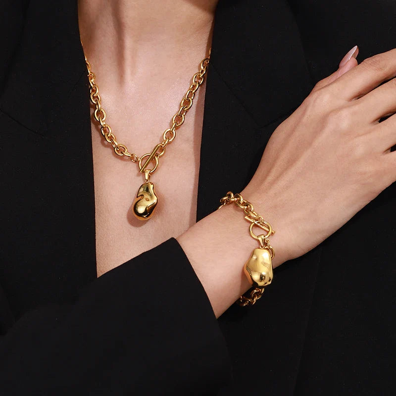 Lustra Chain