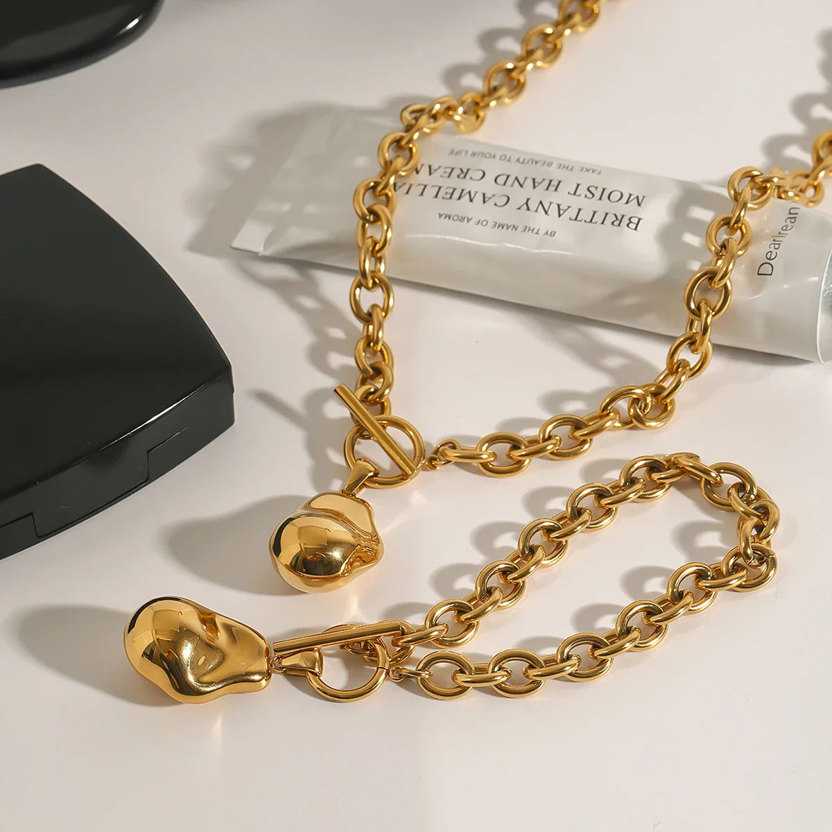 Lustra Chain