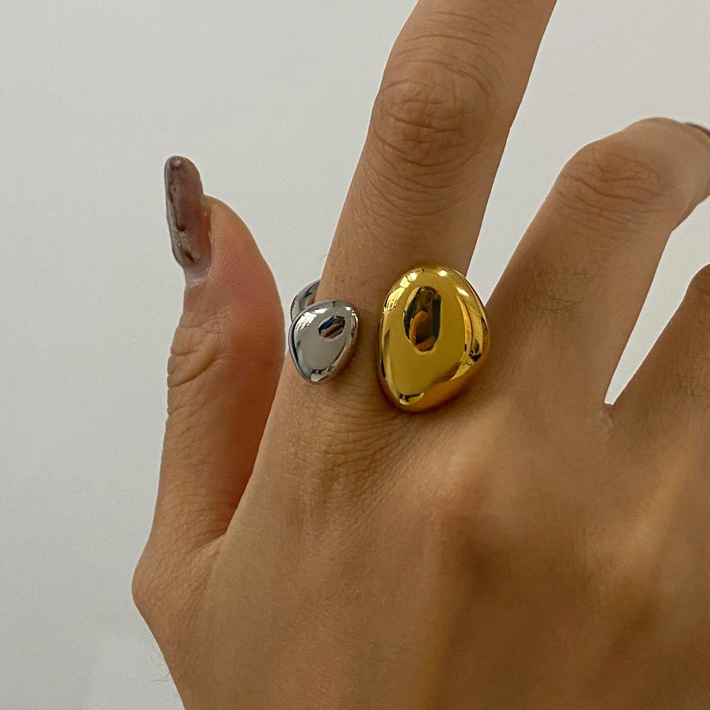 Dual-Tone Pebble