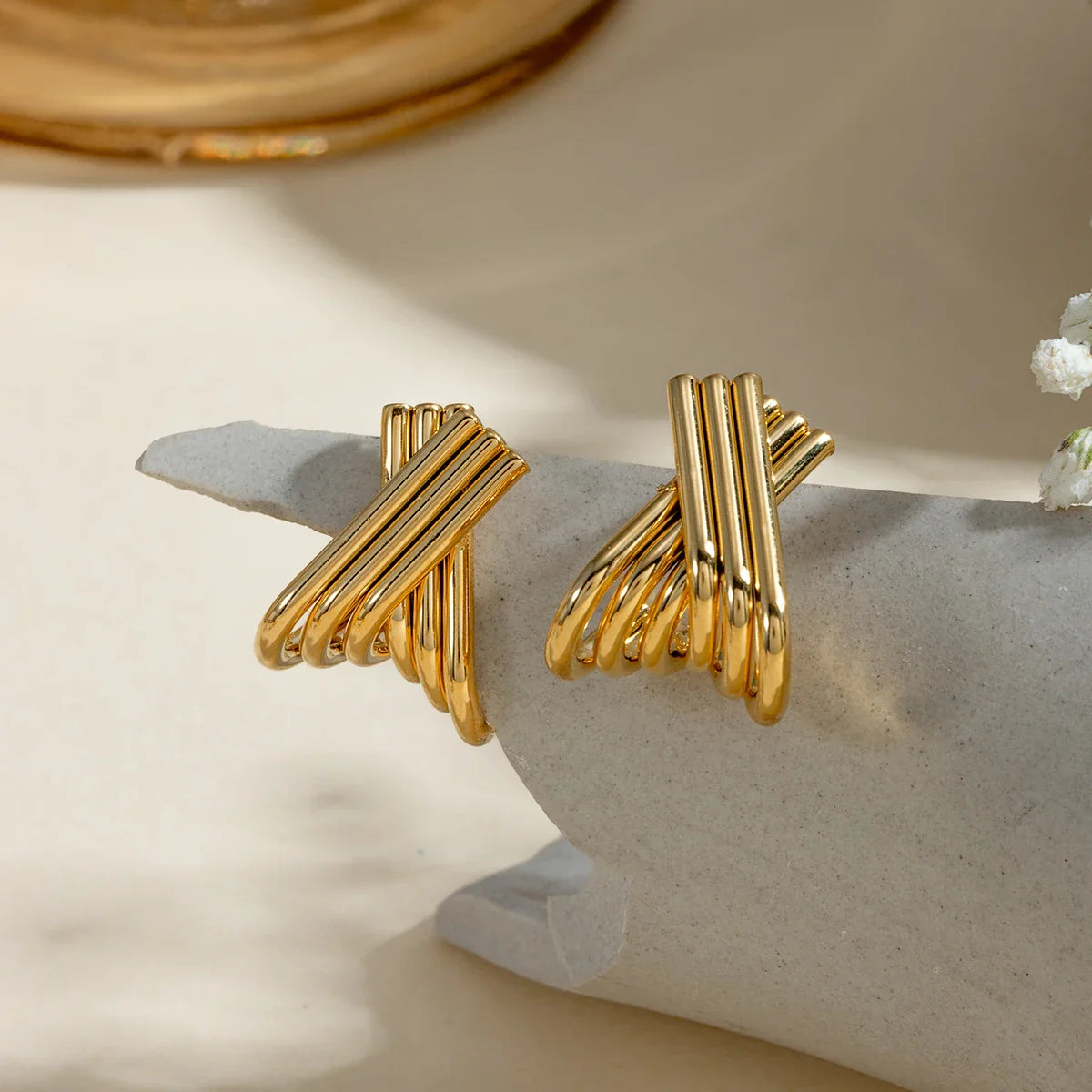 Twist Sculpt Earrings