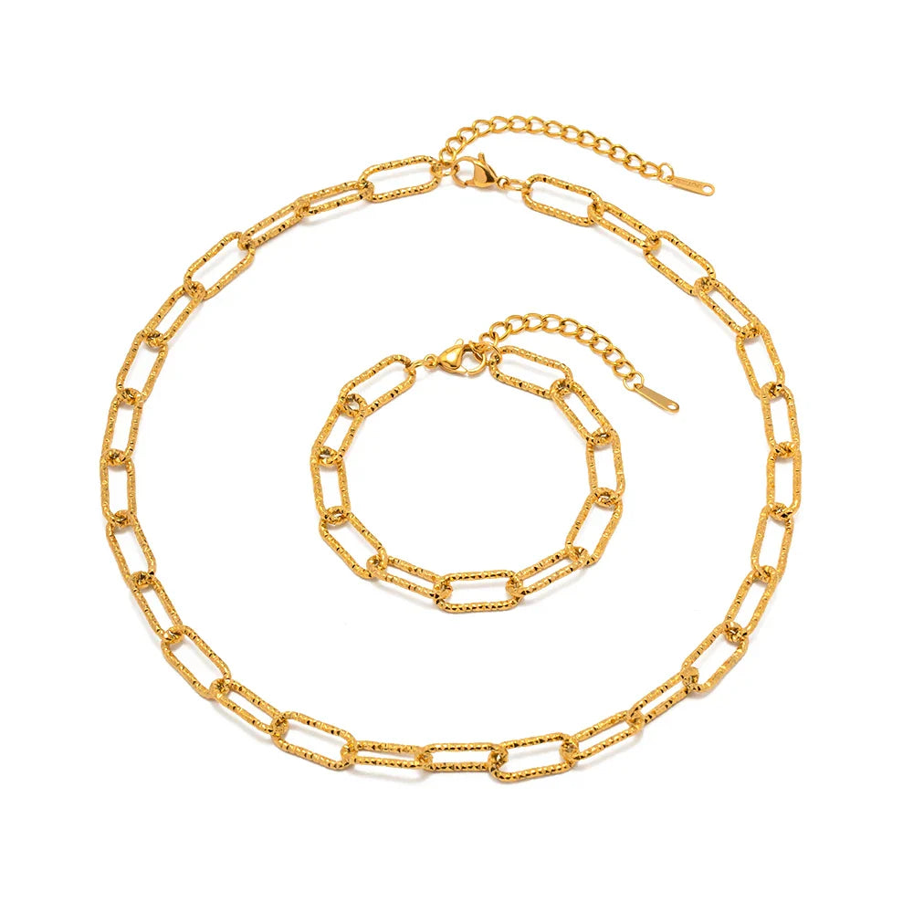 Textured Link Necklace